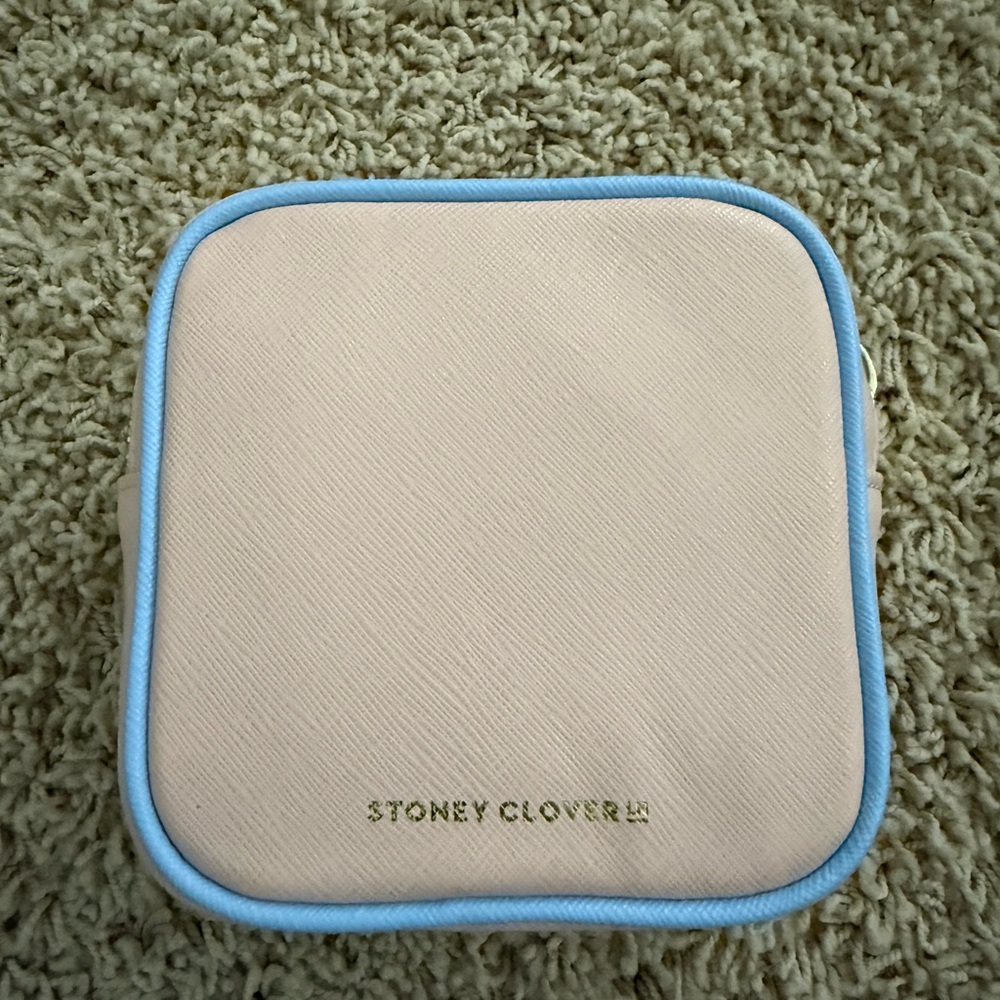 Stoney Clover Shell Embossed Mini - Picture 3 of 3